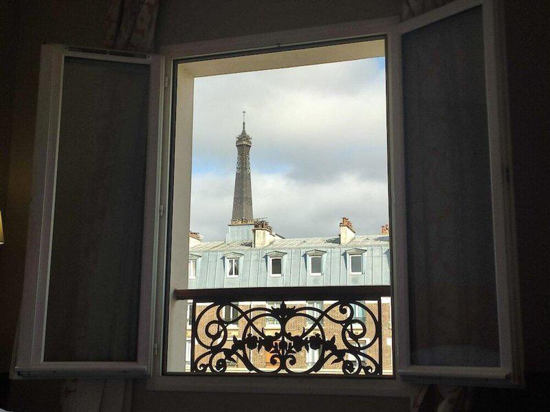 2A4656A25044BC797C88F9903FC00C51