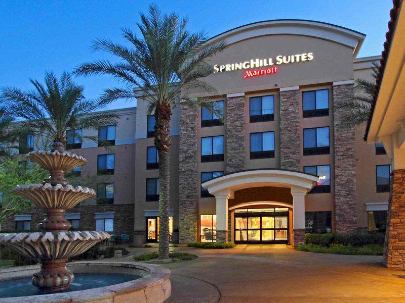 DF93498844311D9AA6EB2252653EC402