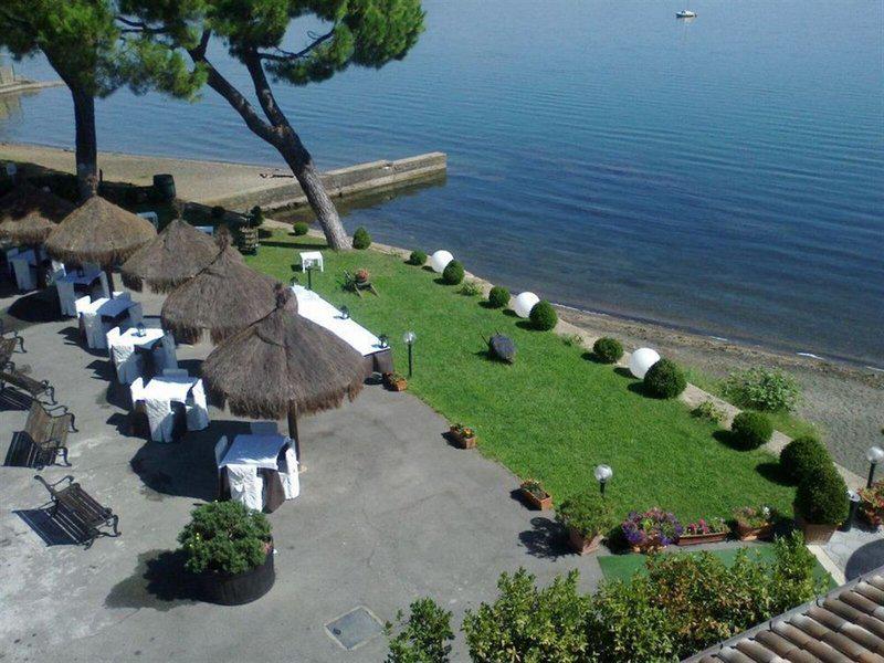 27E1E3B087CF752A6CE83E392D5BEB06