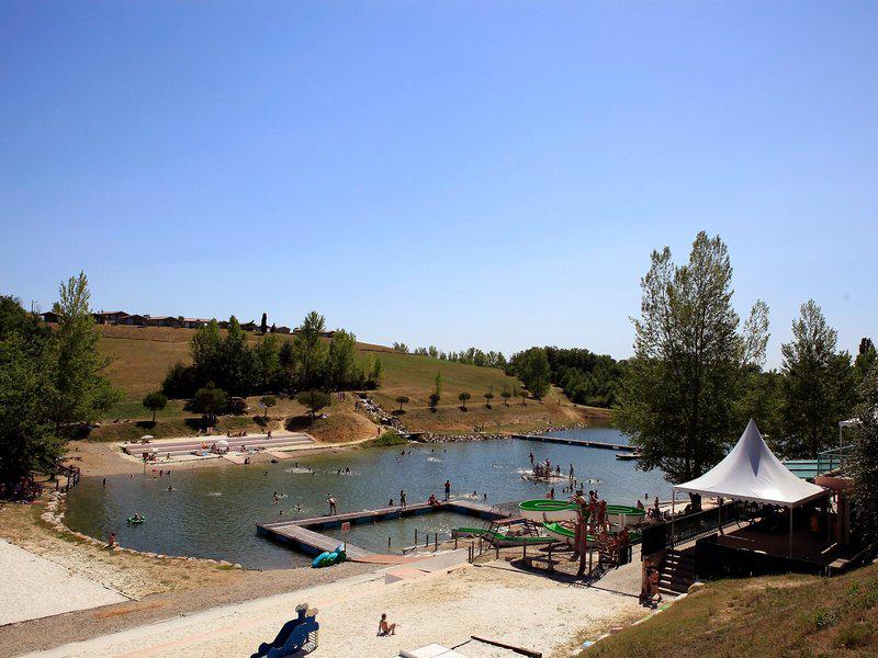 05DE53BA054A93A9101793DF7004CDE7