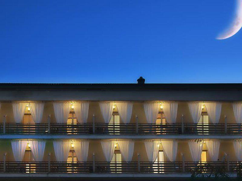 F6CBB0CA161DAD57444EC2787D66EE34