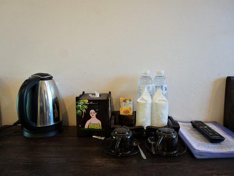 E510F68CA38A4BB7403CDF806344F3A2