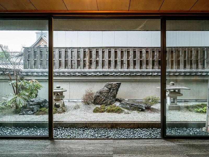 2B5A5226F0421E07DECD5C700644DE8C