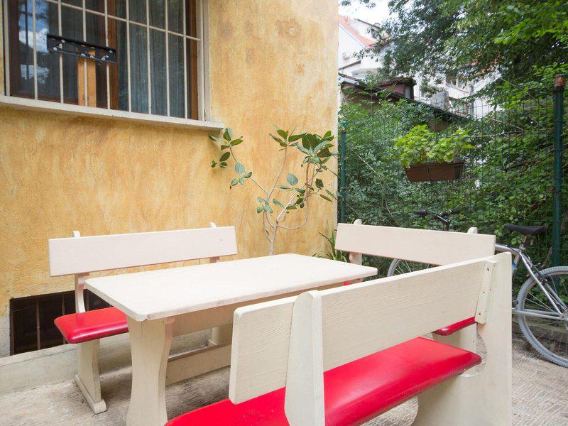 03553DB6EBB64085D14C9535623B61DB