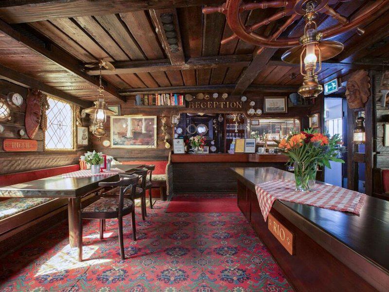 1417A434821080B68F027DB4BE1F3764