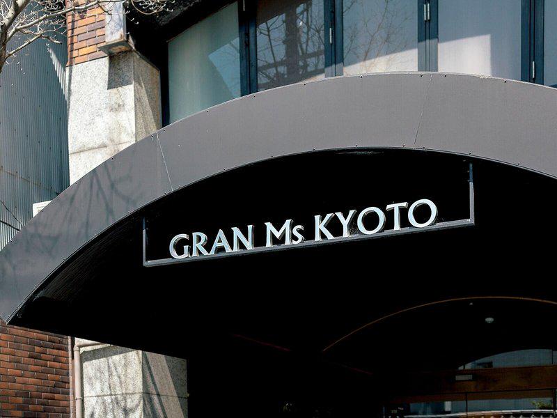 B6E9BC0325011B91ADCAA90A7E202BF2