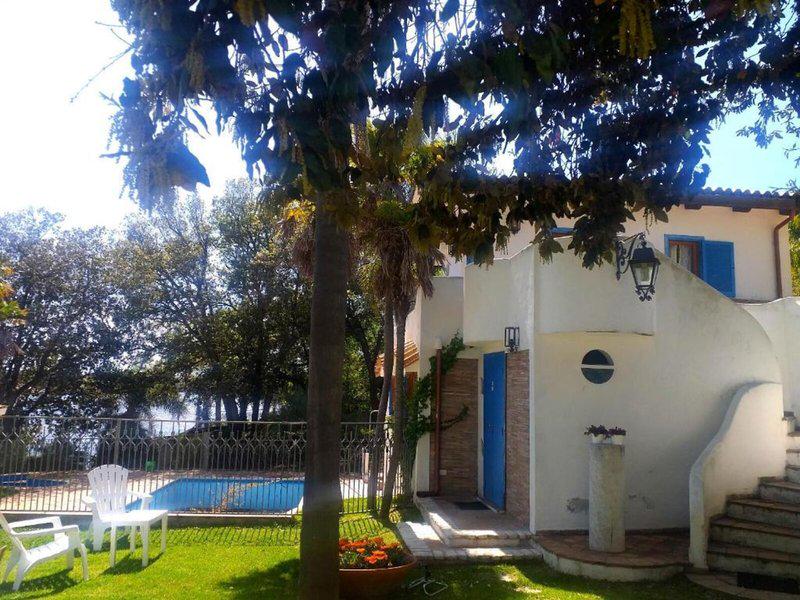 95CE54B5485A9327DA676B2249A533AA