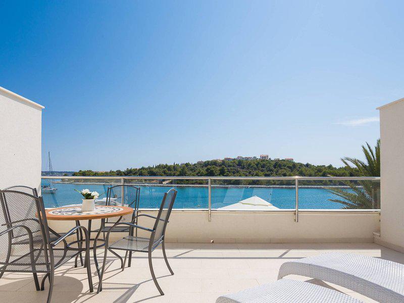 EFB4D9BA35DC9E7D63EF731BBFEA6D81