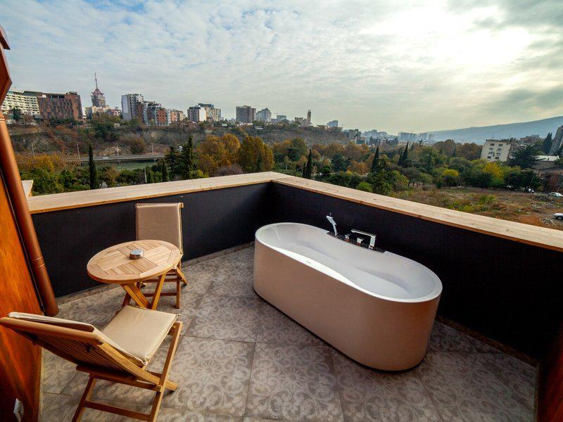 DD6A1155AA1AAA4337F92DAEBFF25DB5