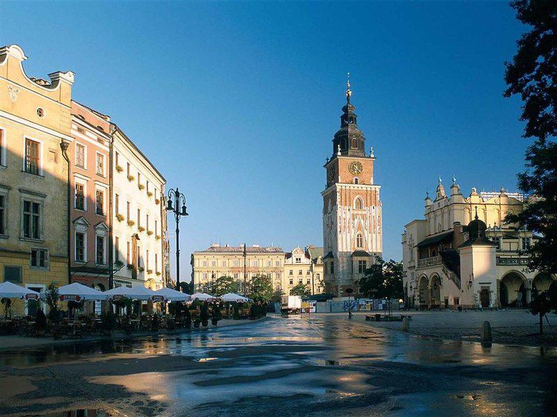 82AD6D5CB042DE8247E2AAF460EA9B10