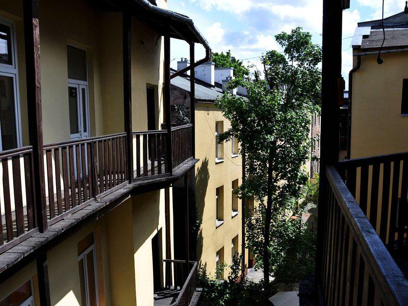 91B994962015D77DE7E6FE3902AA8110