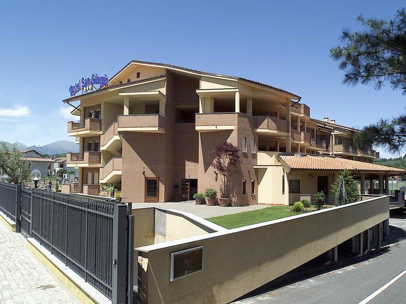 0D07BA69D08F8EA40CB9E2070F7C89B0