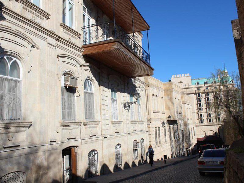 B111D30E16277C576901F6A82635CA5E