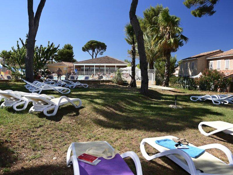 0C81F9DBD0B25615678AACB3A9DA63FA