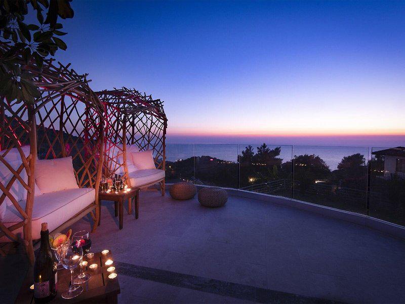 0404C06F4B30F5FF4E84E28A5CD5877E