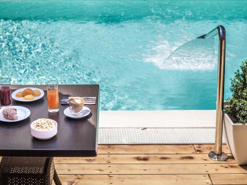 ACCB5557C4E674B70F9FEC2D04A369DA