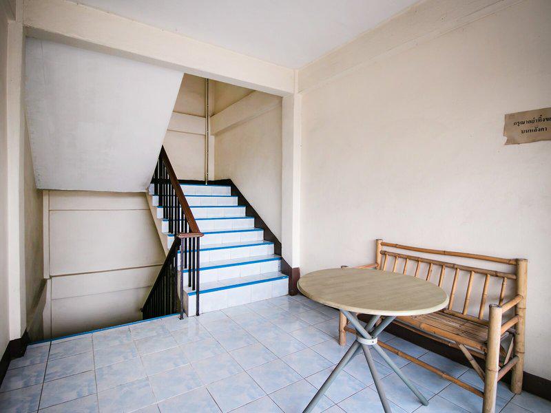 F199B9BD6A282DA2B75977ACC06F4BCB