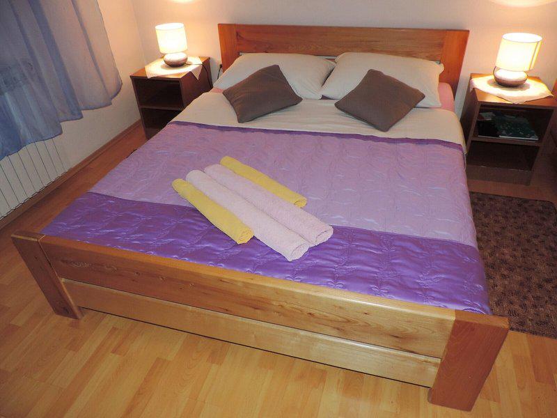 46026E8C7213675A1D733F02D17A7082