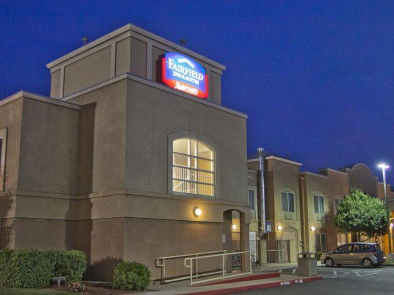 A67175F2DEDF4A56A741C9854355846A