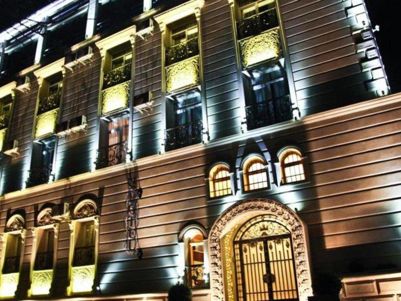 32E9CAB12B1E8DA3FB666FE5542FC1BA