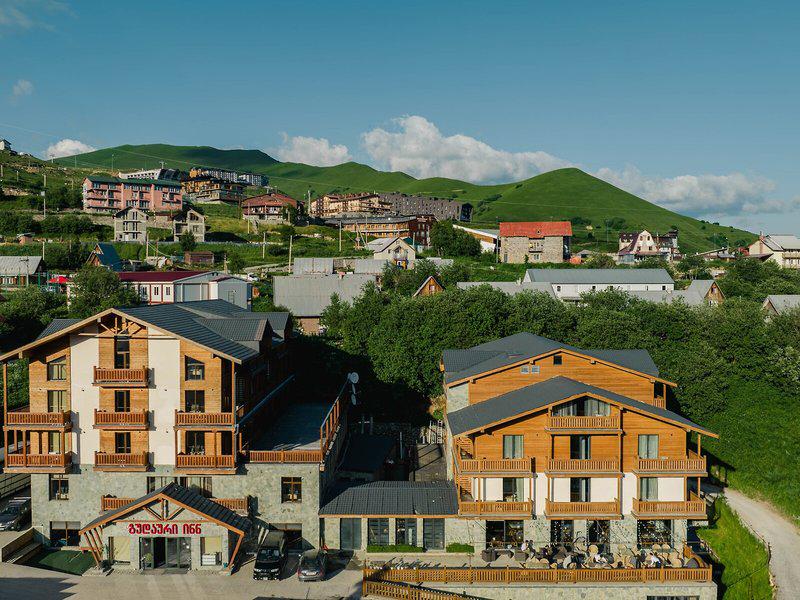 DF8205C80A2B980953A972CEC1AB14C3