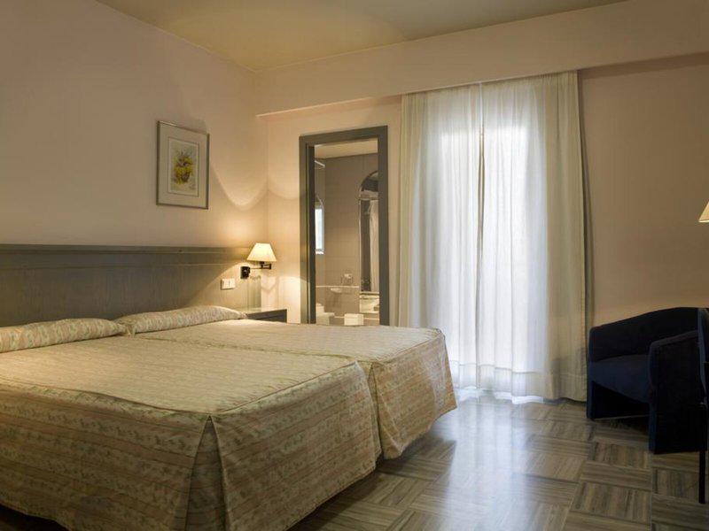 176D07BF5BABAB763A1267F70642F046