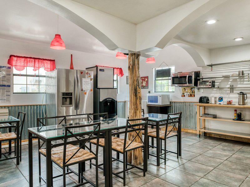 AC5B1ED584E2CA160744A8D187F94B04