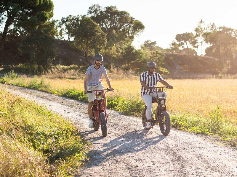 F2031214F1809849C0E8D99C3D5452B7