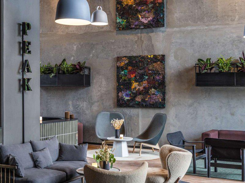 91B1112CFCD5F64534F76085C8181EEF