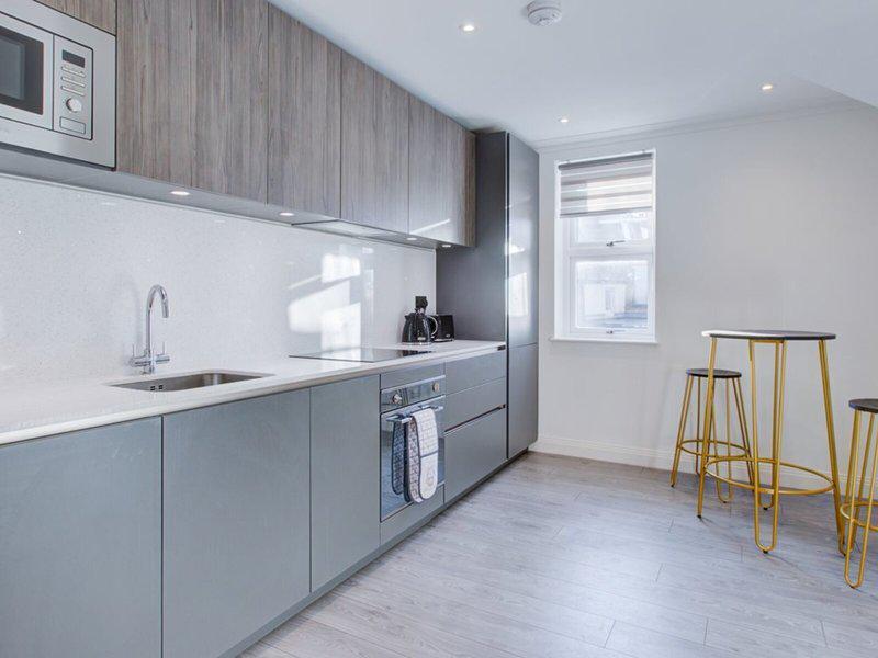 FF8B8CE907AA01BF5B6D8BE31F4C2866