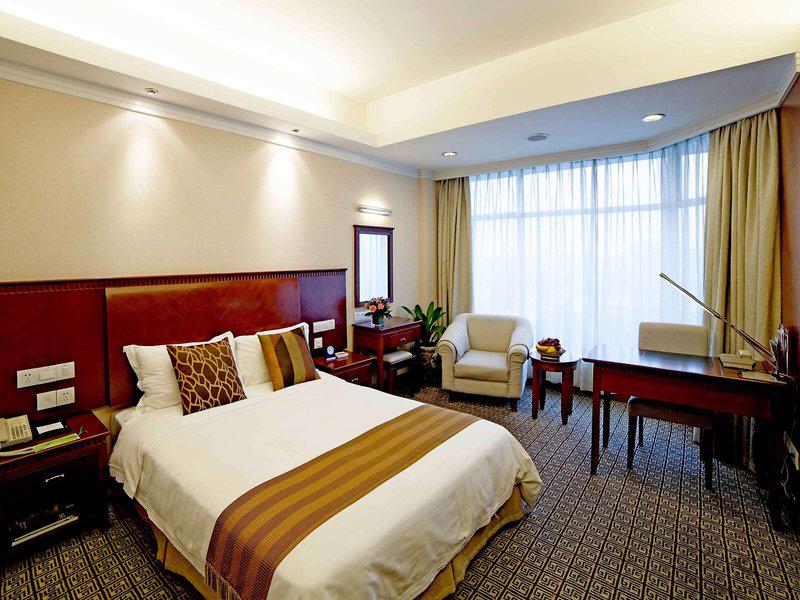 ABB11745027AC680A6A769FD1E8E152D