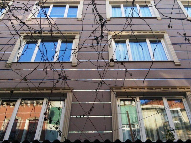 9AA04C81C04E1C62E8DB6135B0D836AA