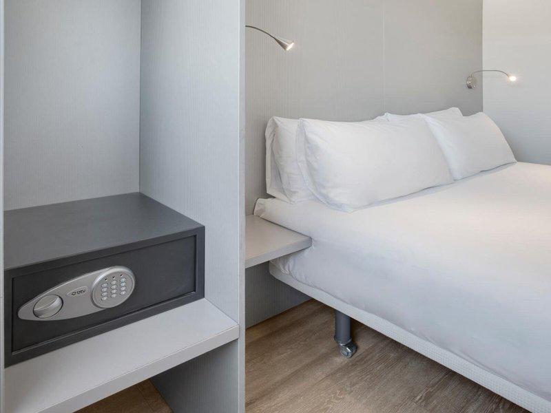 67EE471459E7DE8DC721B0B24A9421C0