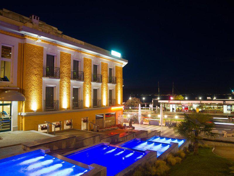 82E05EB314B211317F35ABBC1D18DB84