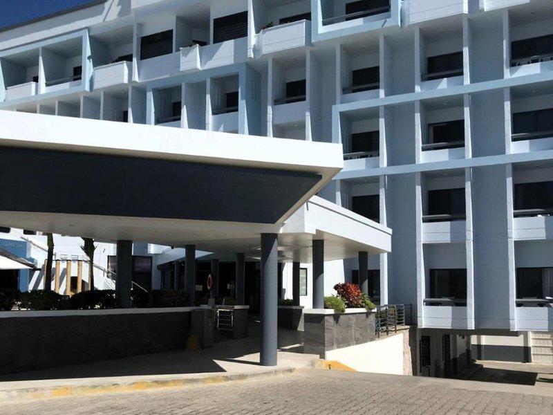 93D5FB5C6A19AEDA0E59BD7950D9E2B0