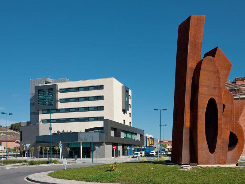 E251D9C6653BE37FEAC459195BC1840A