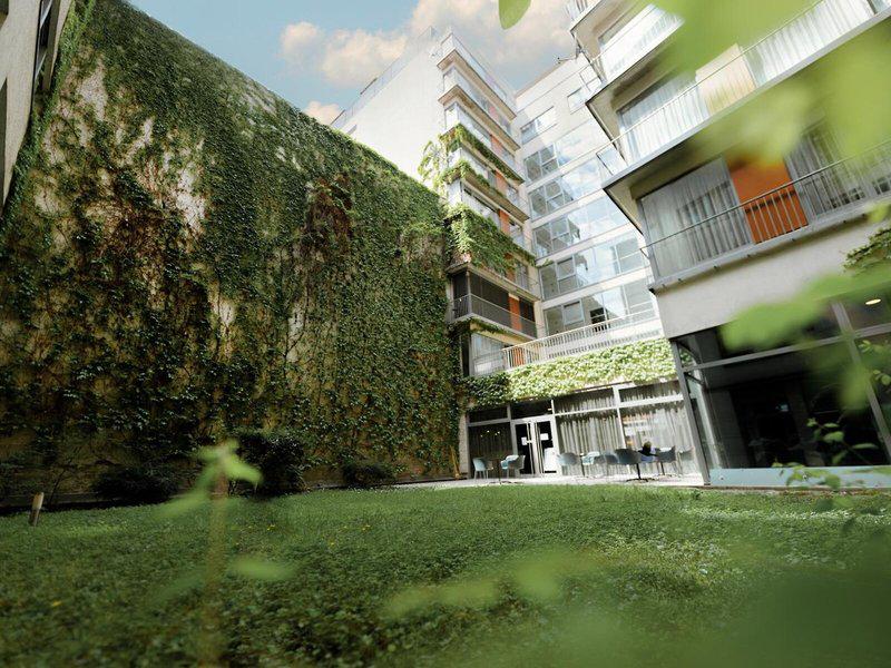 0747615AD6E3A4B8C1BA43B104160D6F