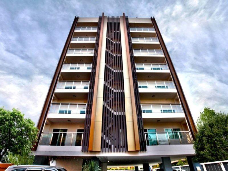 E81A0EDAC50BB8419B592D31749FBCB9