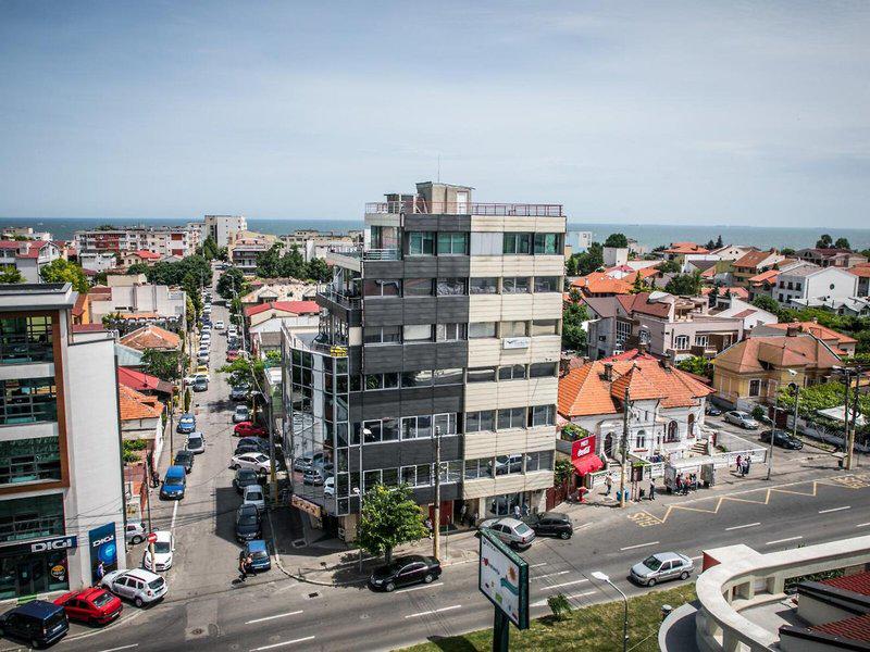 416B7217B15D3640FD17F88F45D6F766