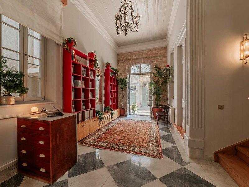 24E00D342069001E443740581A1973D2