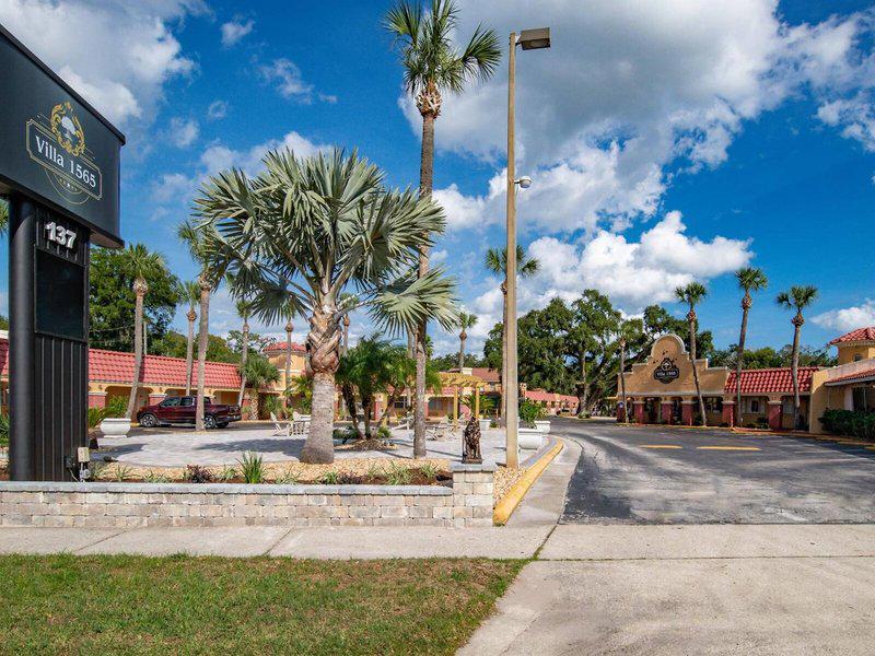 7516F9F8E94578F4256BF59EBC356804