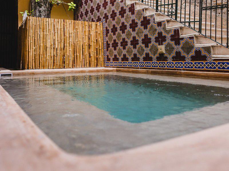 849C87C0DF002436F848EA01477EEBA9