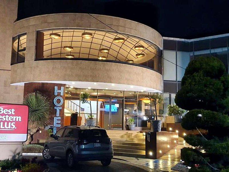 15BCF66C89EAF89ADEAAA2DA6AFABA38