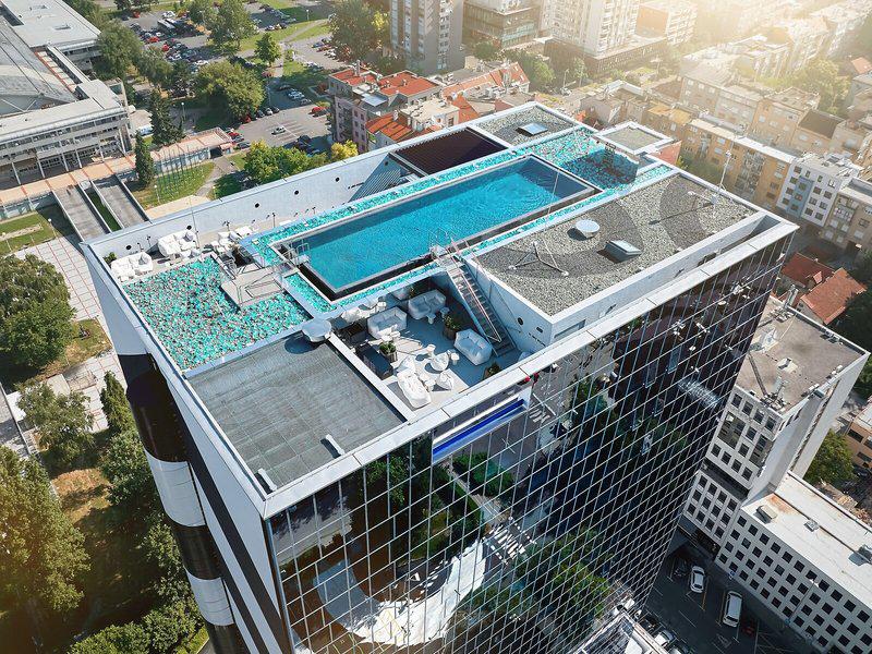 8DC0C0EC92B99F5C88CD6E4E79BB4EFC