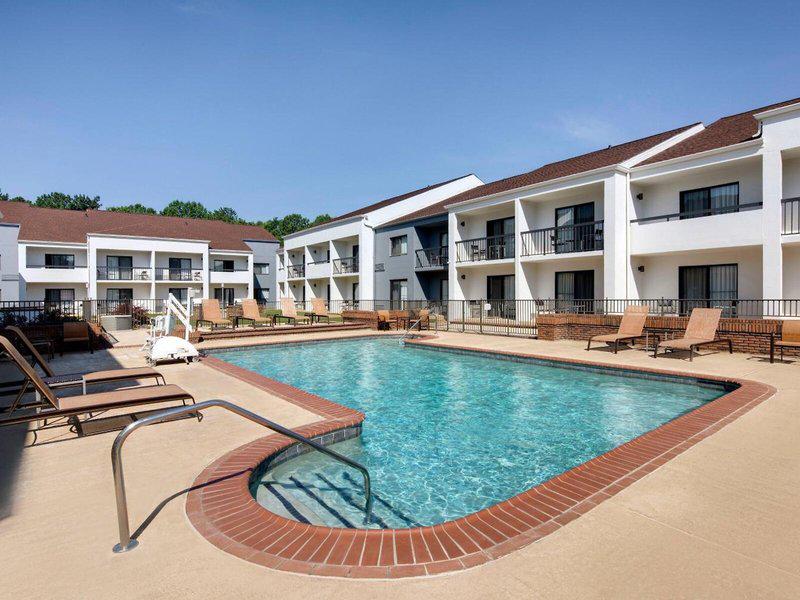 F4D07FAC494E04E9B10CF2927651D2B5