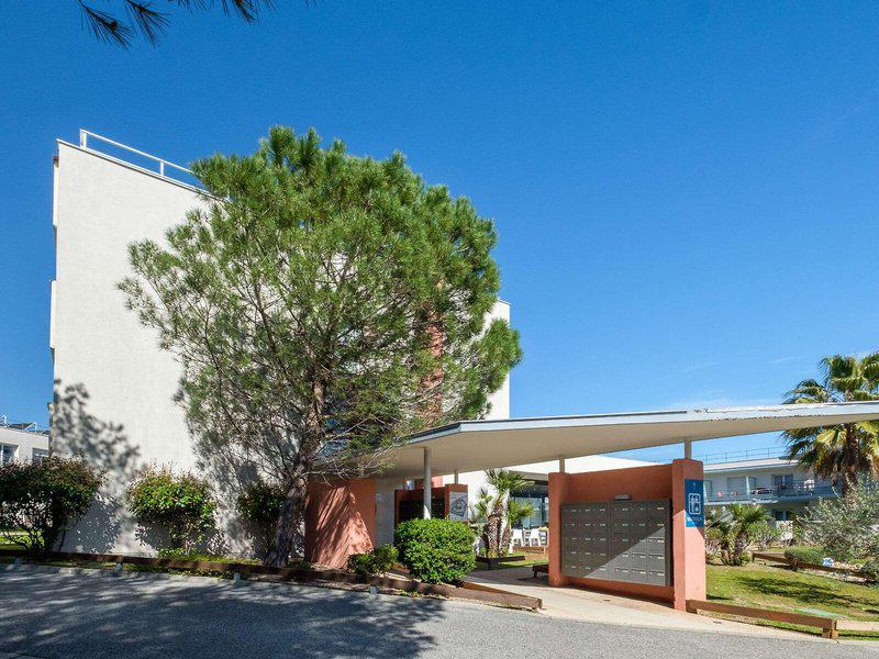 6783520914C81A9810E70A2511318077