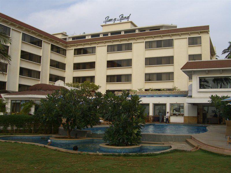 0E0D35559F1EF3CADA892ED8CBD1A288