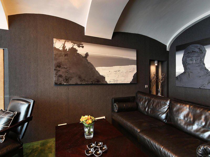 883CC2469490143F7BC1BAFEE161CD61