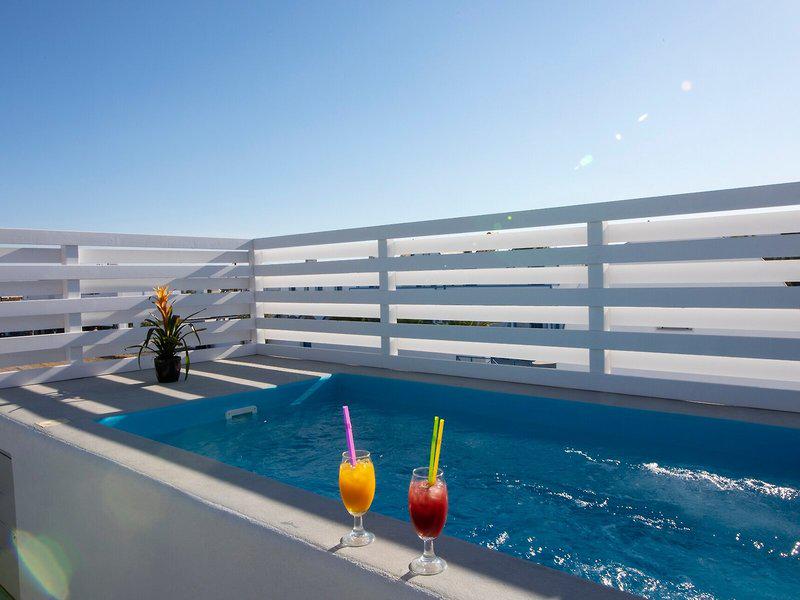 36F47B5A0C33963F242CCD634D820F58