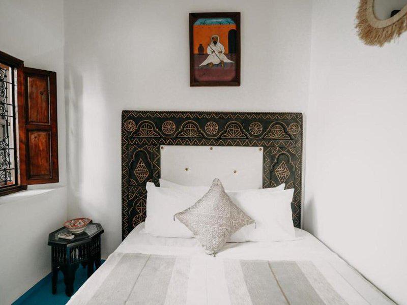 A262AEBD6B31D6E4FCD7FFF913961AA4